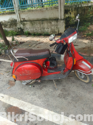 Vespa T5